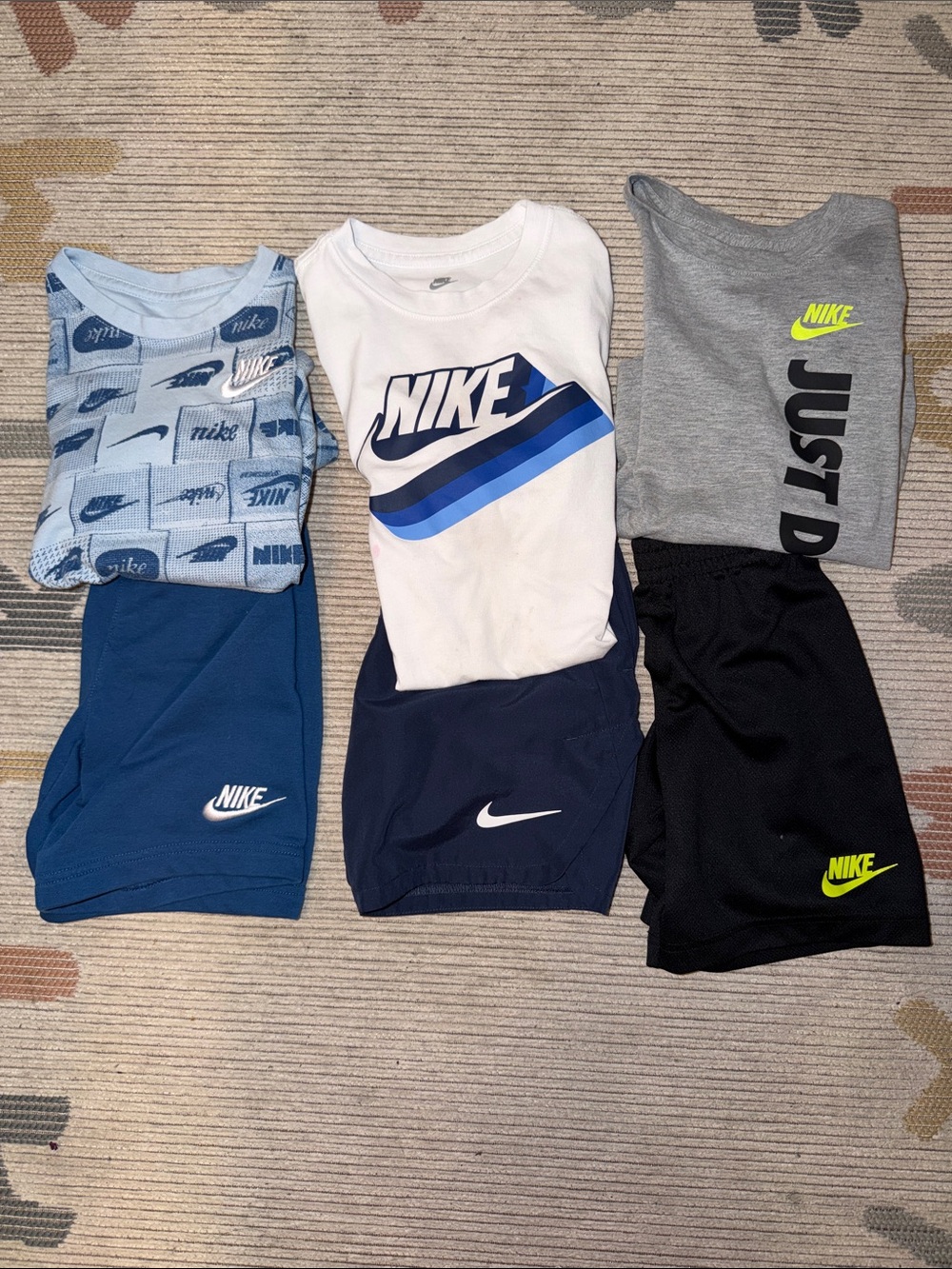 Nike Kids size 6 Short Sleeve Tee with shorts Trio in White, Blue, Gray & Black